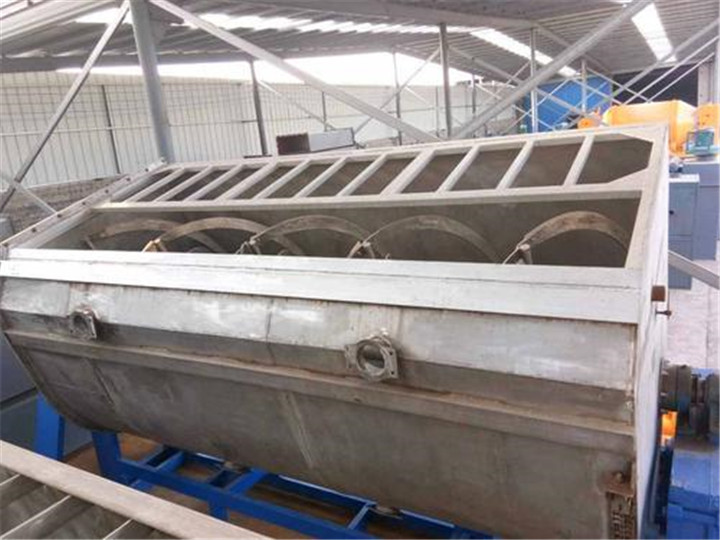 攪拌機(jī)用耐磨襯板案例