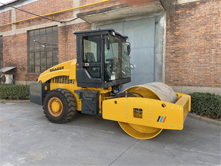 壓路機(jī)用耐磨襯板